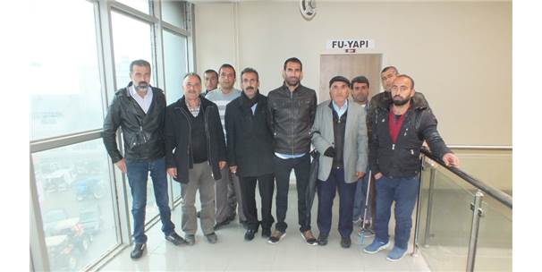 Büroları Olmayan Engelliler İlk Toplantılarını Koridorda Yaptı