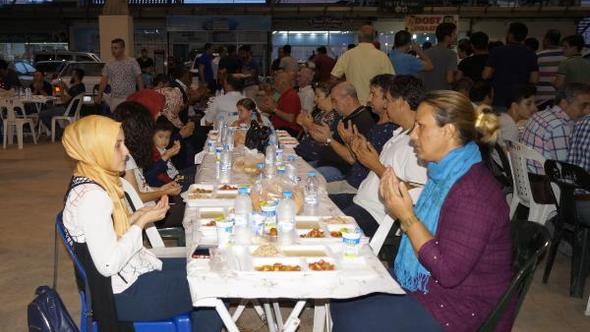 Finike İç Anadolu Derneği'nden iftar