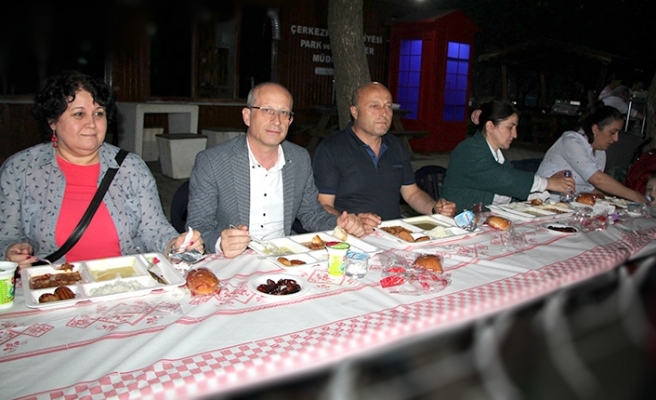 Dernek ve STK temsilcileri iftarda buluştu