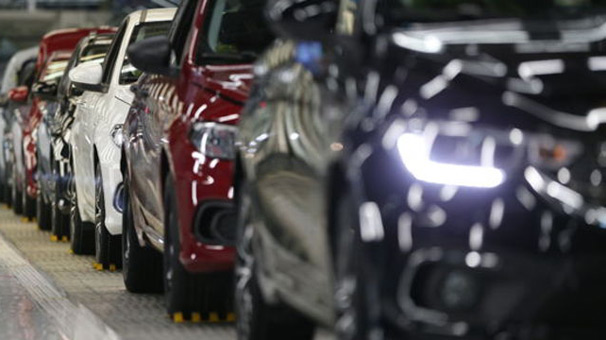 'Otomotiv pazarı 2019'da 450-500 bin düzeyinde dengelenecek'